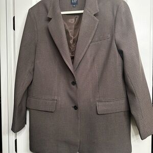 GAP women’s brown and taupe oversized tweed blazer. Size large.